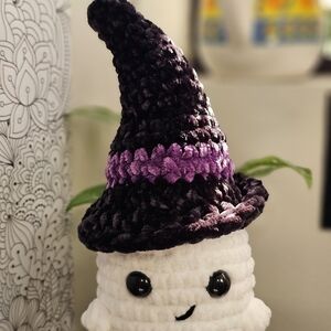 Plush Ghost with Witch Hat